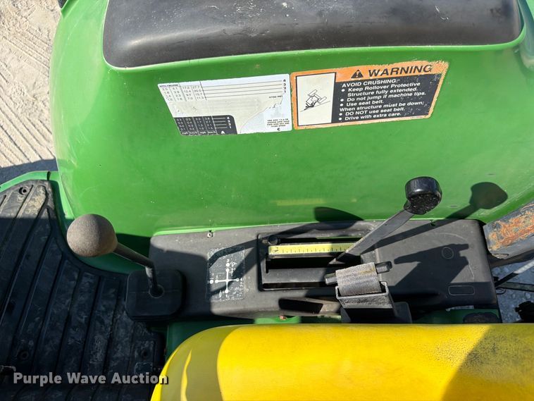 image for item FU0506 John Deere 4700 MFWD tractor
