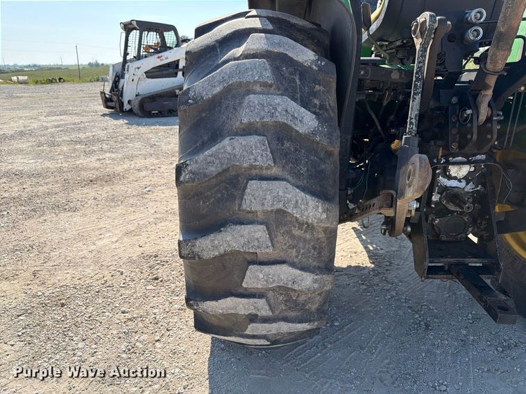 image for item FU0506 John Deere 4700 MFWD tractor