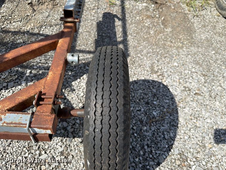 image for item MQ9065 Calf catcher