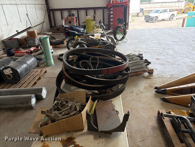 image for item MQ9067 Claas parts