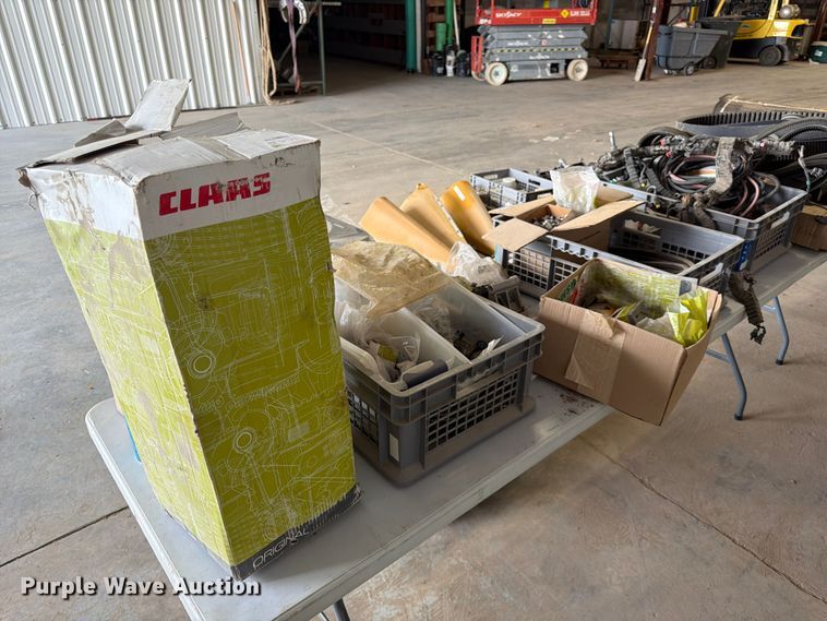 image for item MQ9067 Claas parts