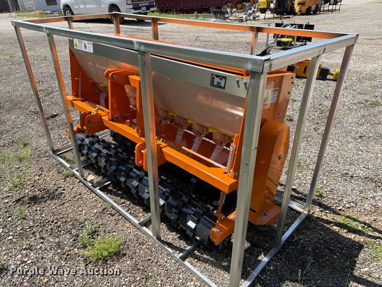 image for item MQ9074 2026 Arteer NAS-72W seeder