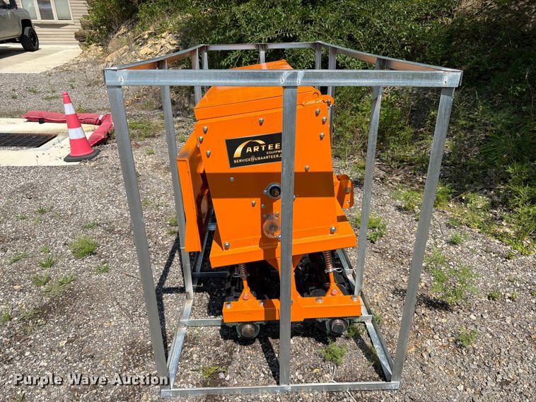 image for item MQ9074 2026 Arteer NAS-72W seeder