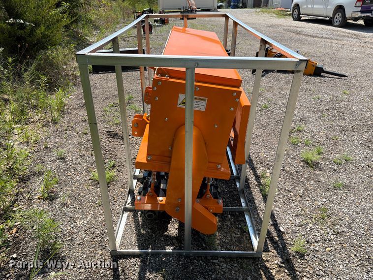 image for item MQ9074 2026 Arteer NAS-72W seeder