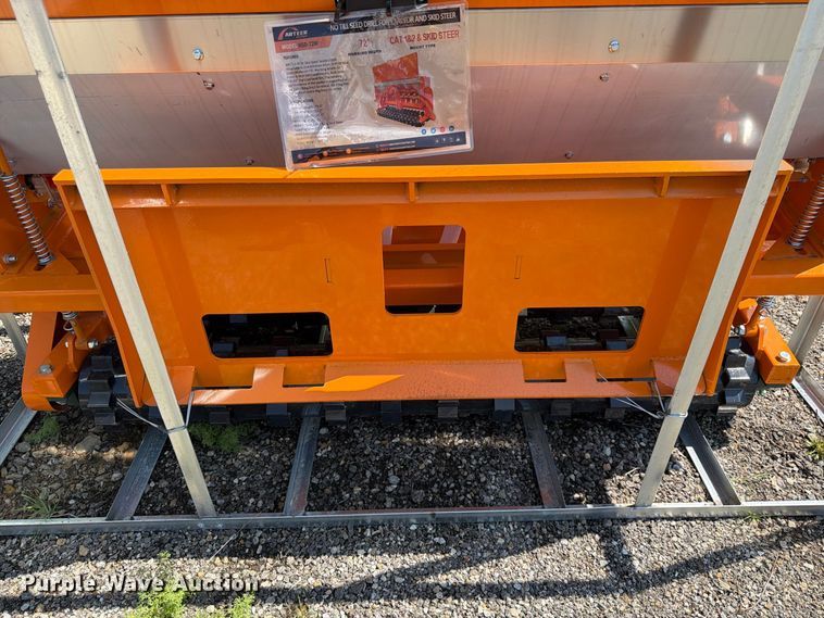 image for item MQ9074 2026 Arteer NAS-72W seeder