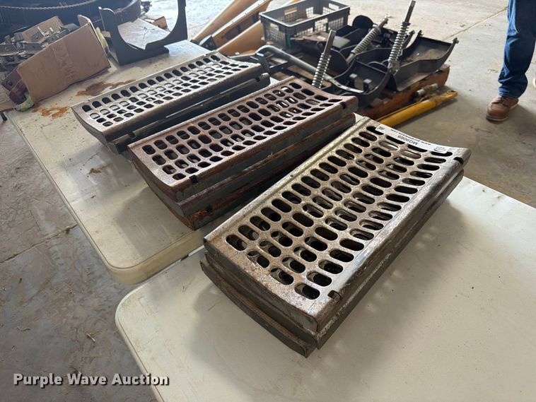 image for item MQ9089 (9) Claas concaves