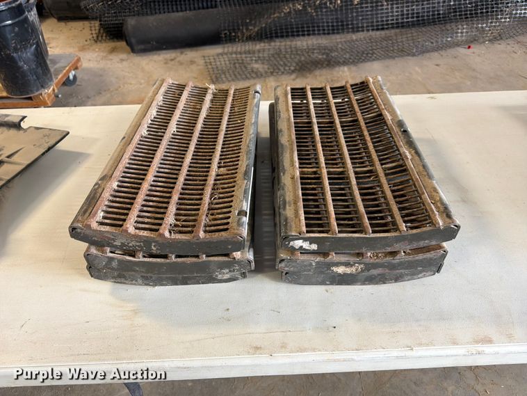 image for item MQ9090 (6) Claas concave