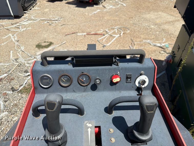 image for item NC9880 Erie Industries SCL850 compact utility loader