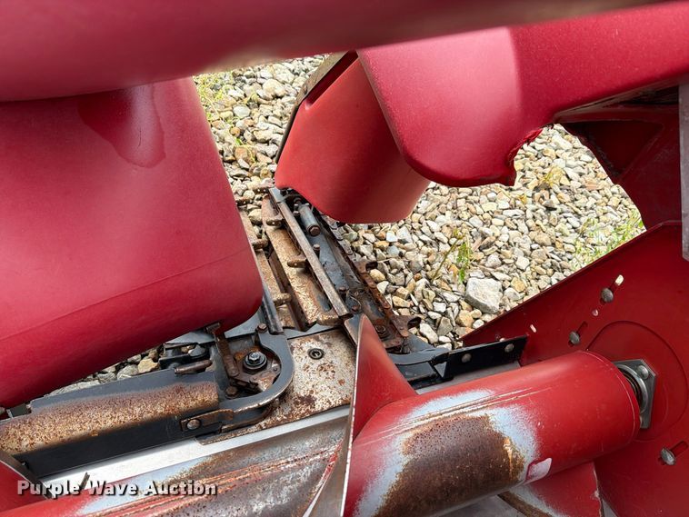 image for item NF9510 2007 Case IH 2408  corn head