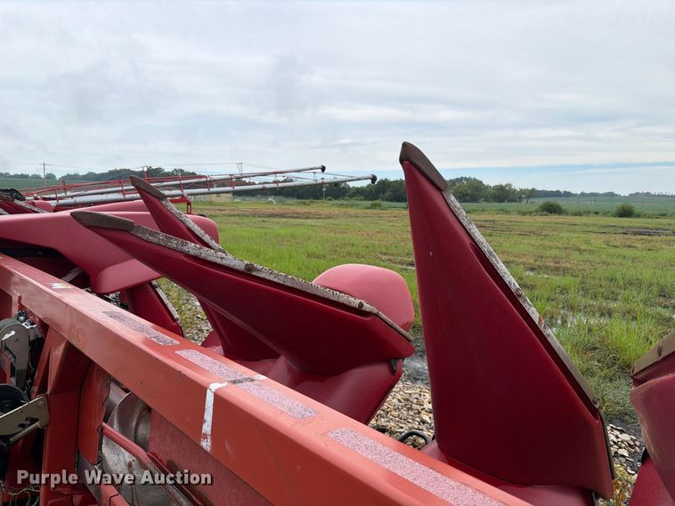image for item NF9510 2007 Case IH 2408  corn head