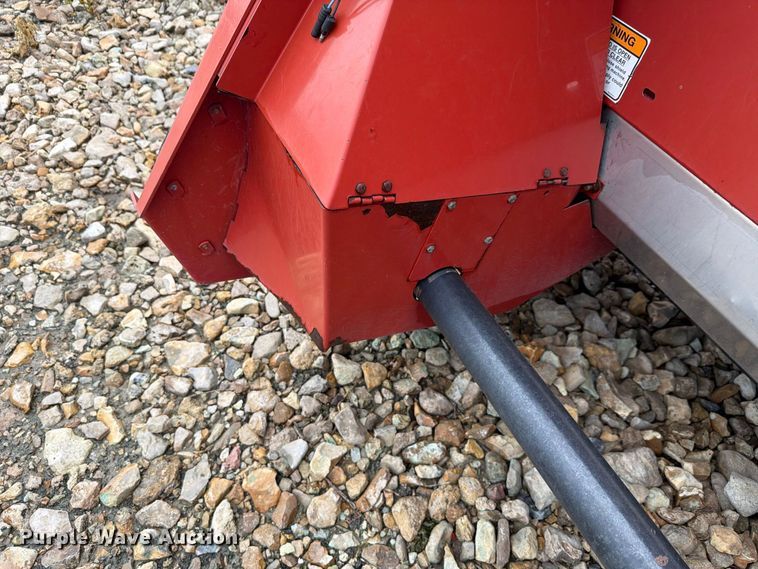 image for item NF9510 2007 Case IH 2408  corn head