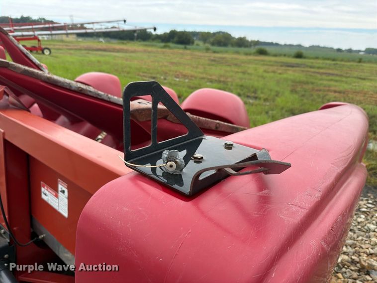 image for item NF9510 2007 Case IH 2408  corn head