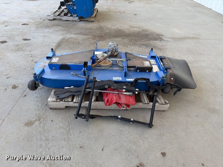 image for item NF9533 New Holland 260GMS belly mower