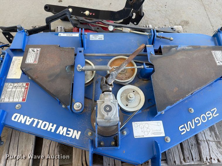 image for item NF9533 New Holland 260GMS belly mower