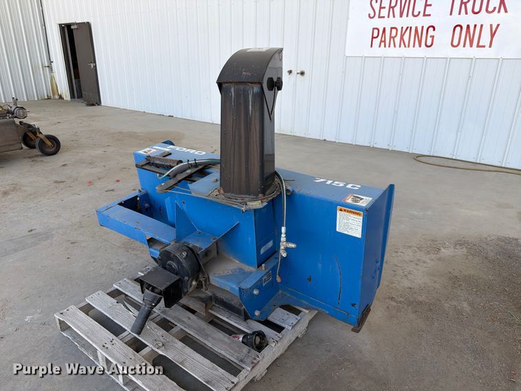 image for item NF9534 Ford 715C snow blower