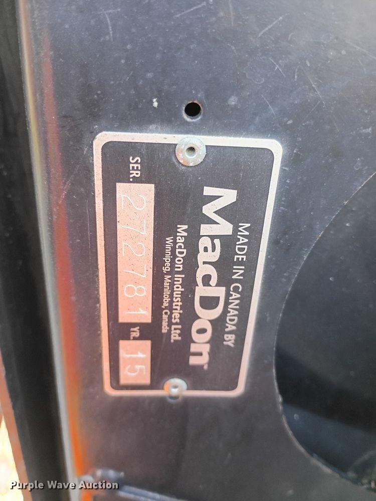 image for item YA4305 2015 MacDon FD130 flex draper head
