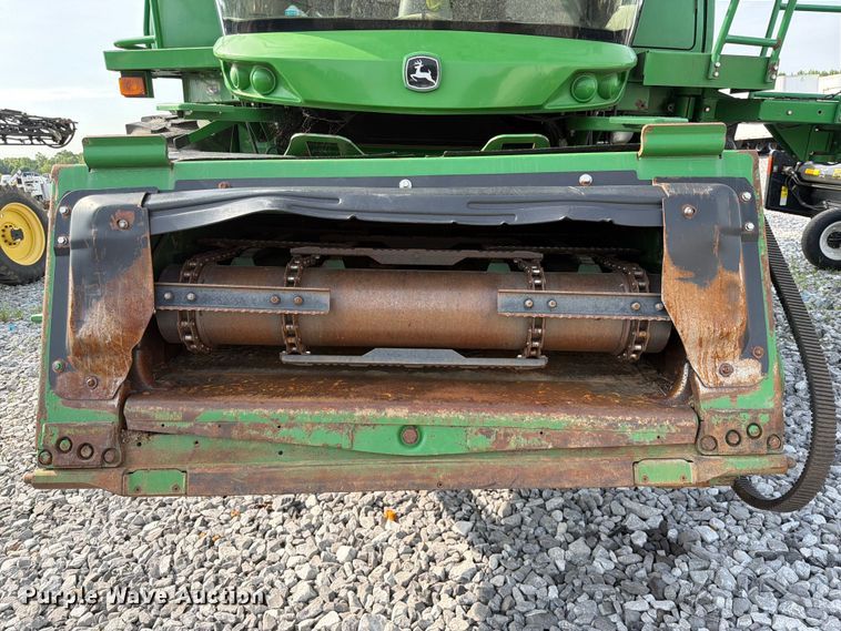 image for item YA4310 2015 John Deere S670S STS combine