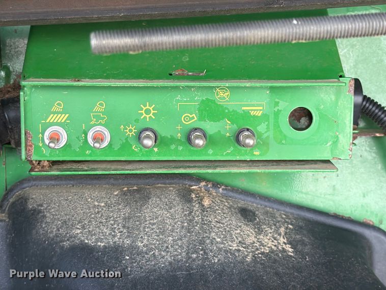 image for item YA4310 2015 John Deere S670S STS combine