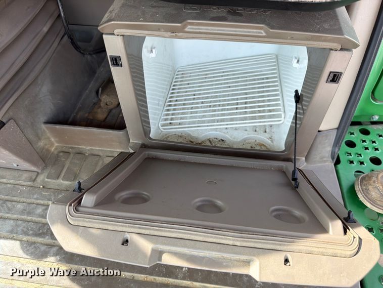 image for item YA4310 2015 John Deere S670S STS combine