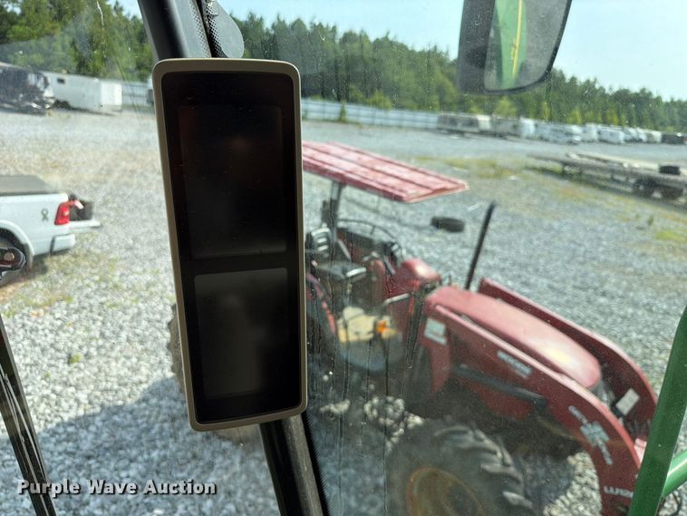 image for item YA4310 2015 John Deere S670S STS combine