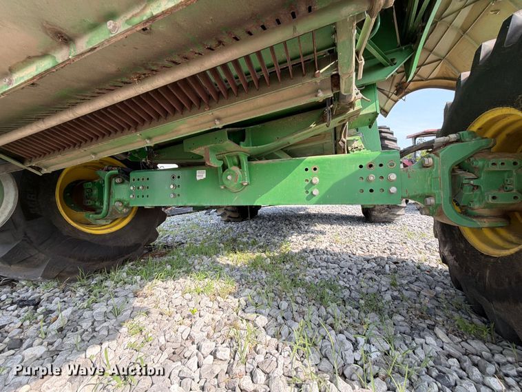 image for item YA4310 2015 John Deere S670S STS combine