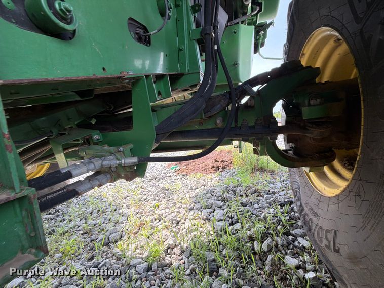image for item YA4310 2015 John Deere S670S STS combine