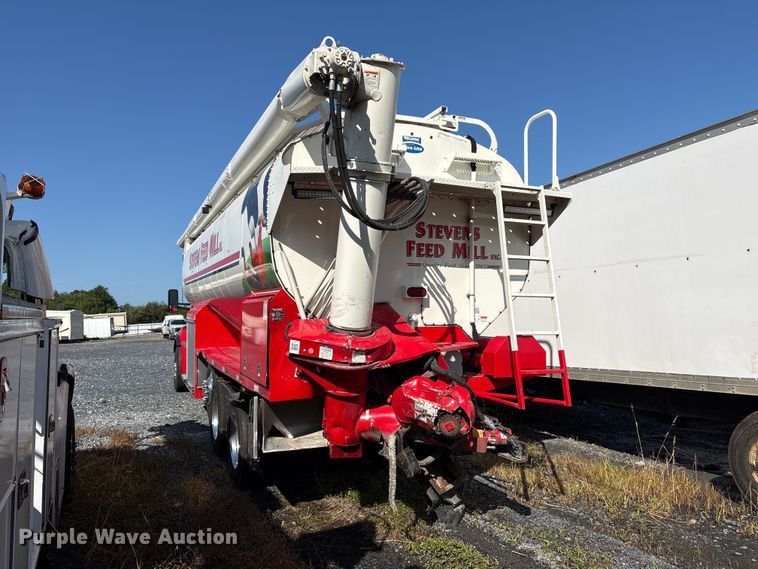 image for item YA4454 2026 Kenworth T880 feed delivery truck