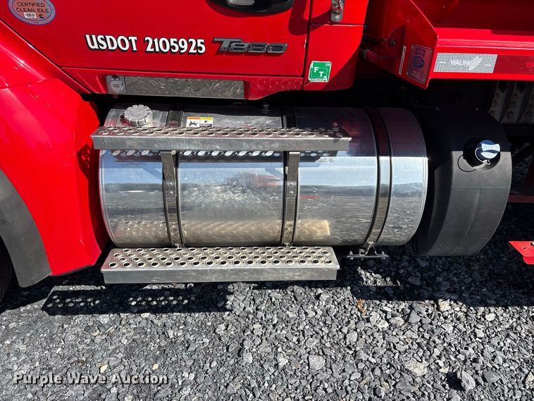 image for item YA4454 2026 Kenworth T880 feed delivery truck