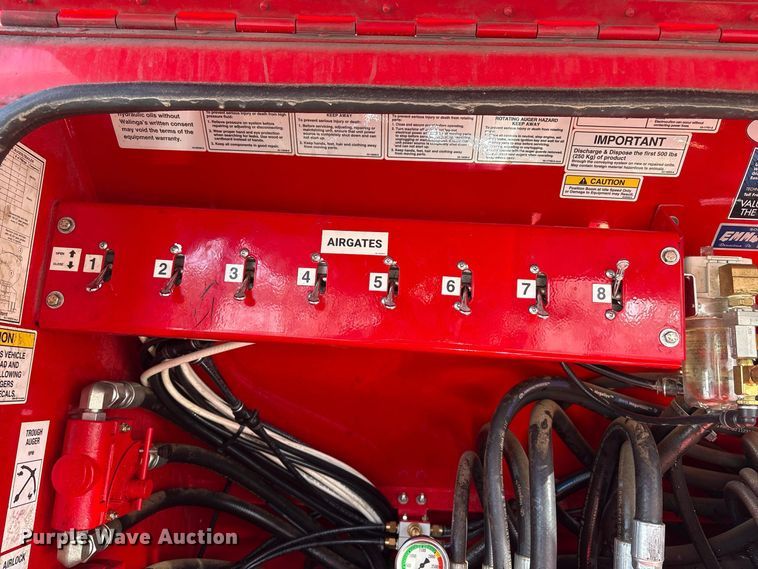 image for item YA4454 2026 Kenworth T880 feed delivery truck