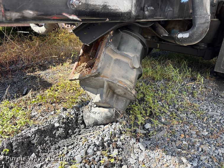 image for item YA4454 2026 Kenworth T880 feed delivery truck