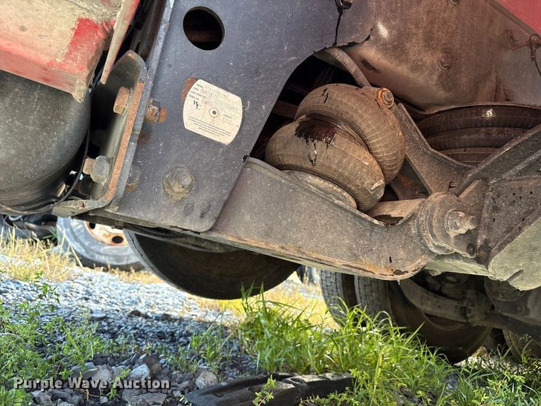 image for item YA4454 2026 Kenworth T880 feed delivery truck