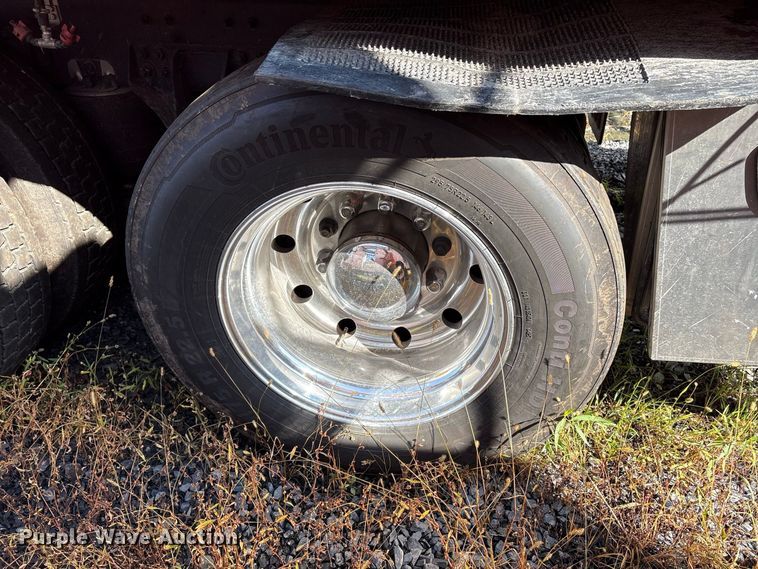 image for item YA4454 2026 Kenworth T880 feed delivery truck