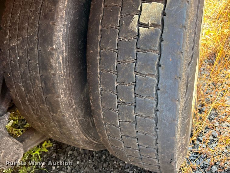 image for item YA4454 2026 Kenworth T880 feed delivery truck