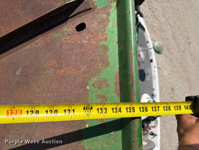 image for item YA4525 1990 John Deere 9400 combine