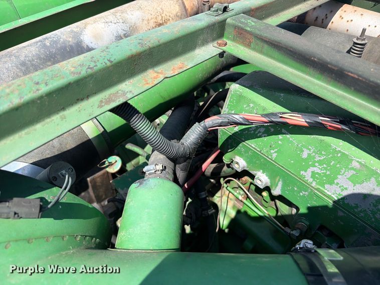 image for item YA4525 1990 John Deere 9400 combine
