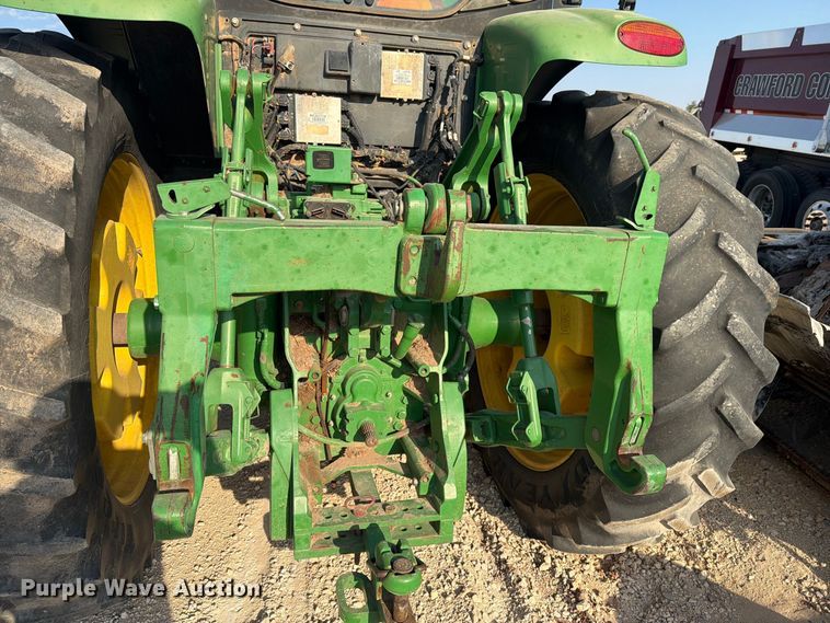 image for item YA4834 2013 John Deere 8285R MFWD tractor