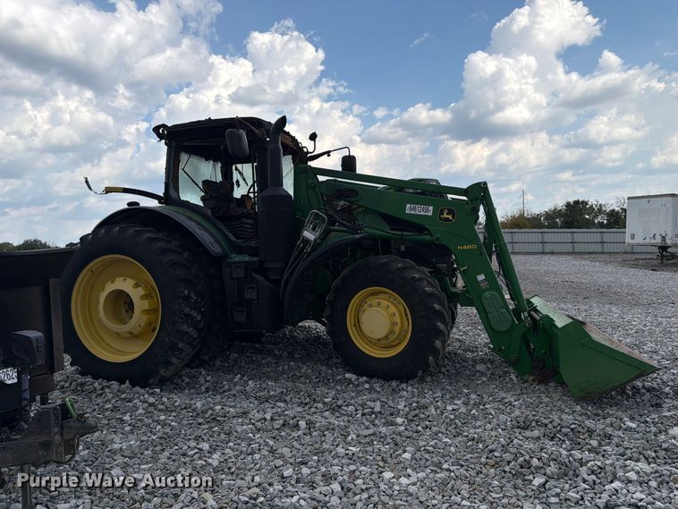 image for item YA4894 2016 John Deere 7230R MFWD tractor