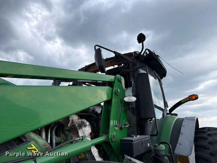 image for item YA4894 2016 John Deere 7230R MFWD tractor