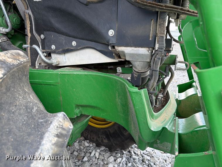 image for item YA4894 2016 John Deere 7230R MFWD tractor