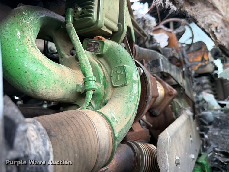 image for item YA4894 2016 John Deere 7230R MFWD tractor