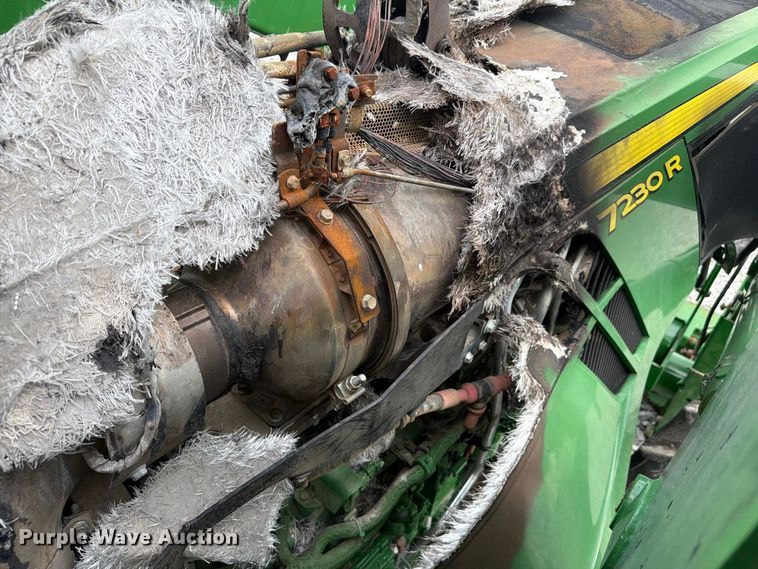 image for item YA4894 2016 John Deere 7230R MFWD tractor