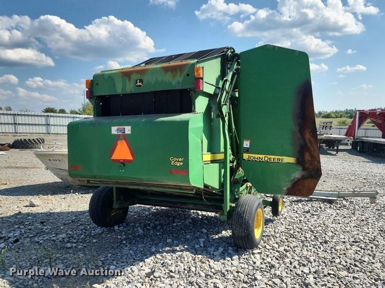 image for item YA4900 2007 John Deere 568 MegaWide Plus round baler