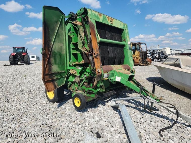 image for item YA4900 2007 John Deere 568 MegaWide Plus round baler
