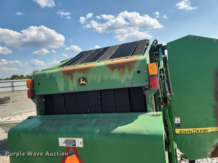 image for item YA4900 2007 John Deere 568 MegaWide Plus round baler