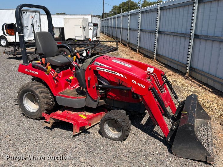 image for item YA4951 2012 Massey Ferguson GC2400 MFWD tractor