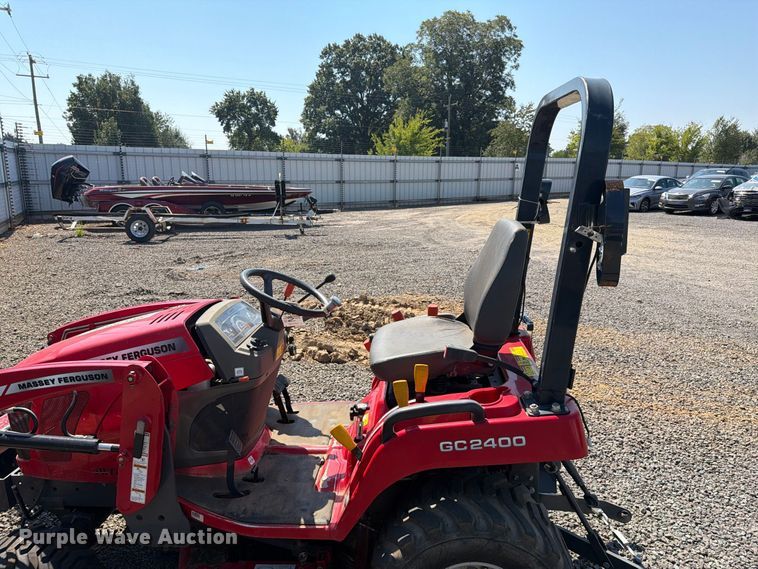 image for item YA4951 2012 Massey Ferguson GC2400 MFWD tractor