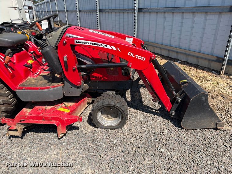 image for item YA4951 2012 Massey Ferguson GC2400 MFWD tractor