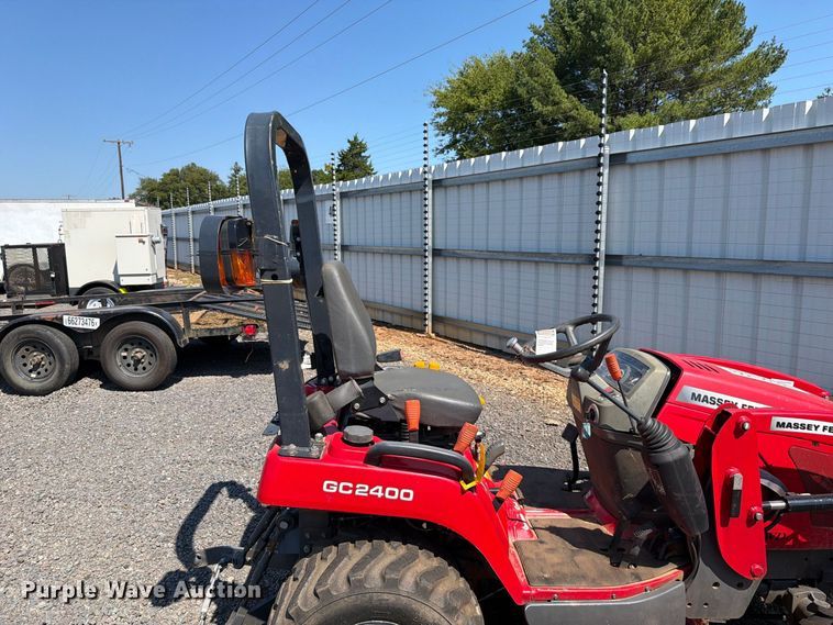 image for item YA4951 2012 Massey Ferguson GC2400 MFWD tractor