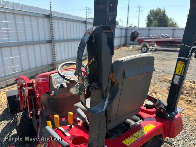 image for item YA4951 2012 Massey Ferguson GC2400 MFWD tractor