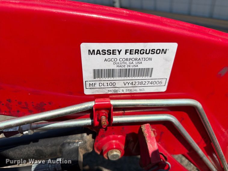 image for item YA4951 2012 Massey Ferguson GC2400 MFWD tractor